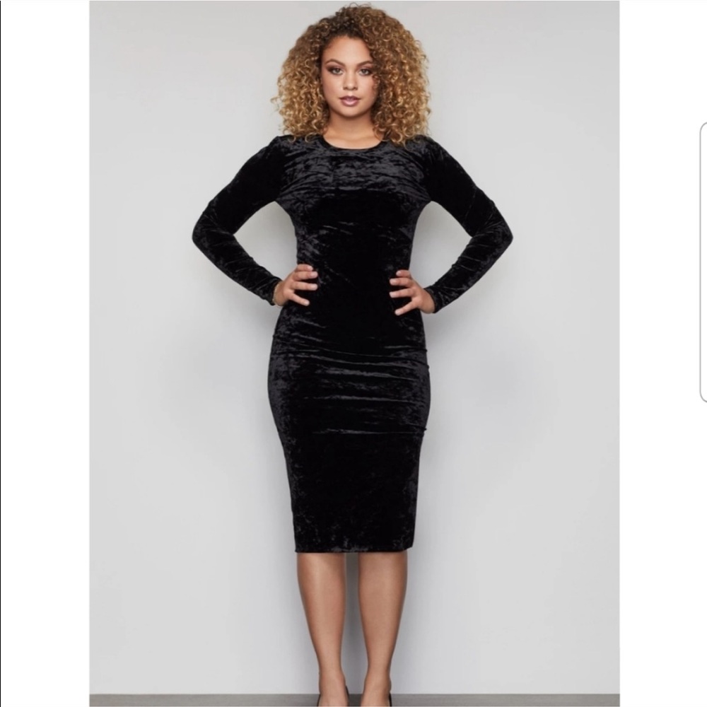Good American Black Velvet Midi Dress